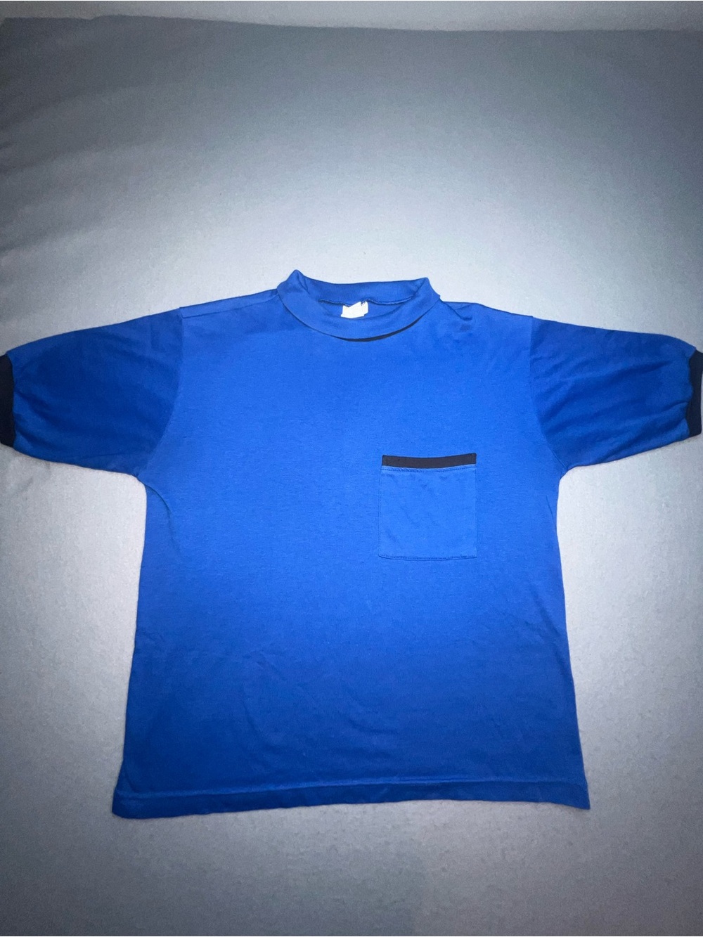 Vintage American Weekend Royal Blue Mock Neck Pocket T-Shirt Short Sleeve L